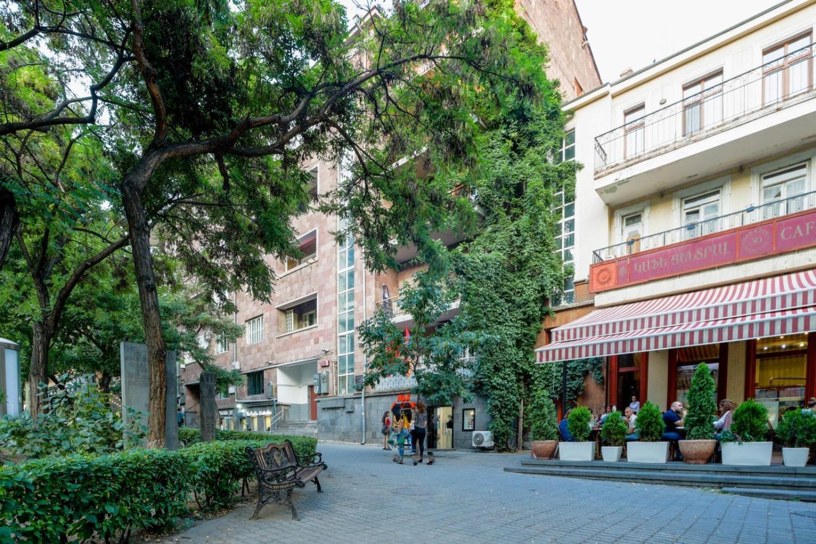 Stay Inn-Apartments On Abovyan 32 Ereván Exterior foto